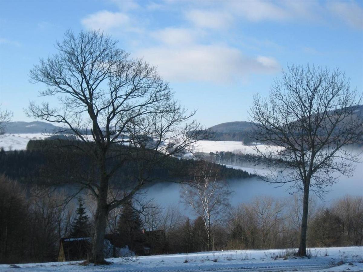 Ferienhaus Rhoenspass Mosbach  エクステリア 写真